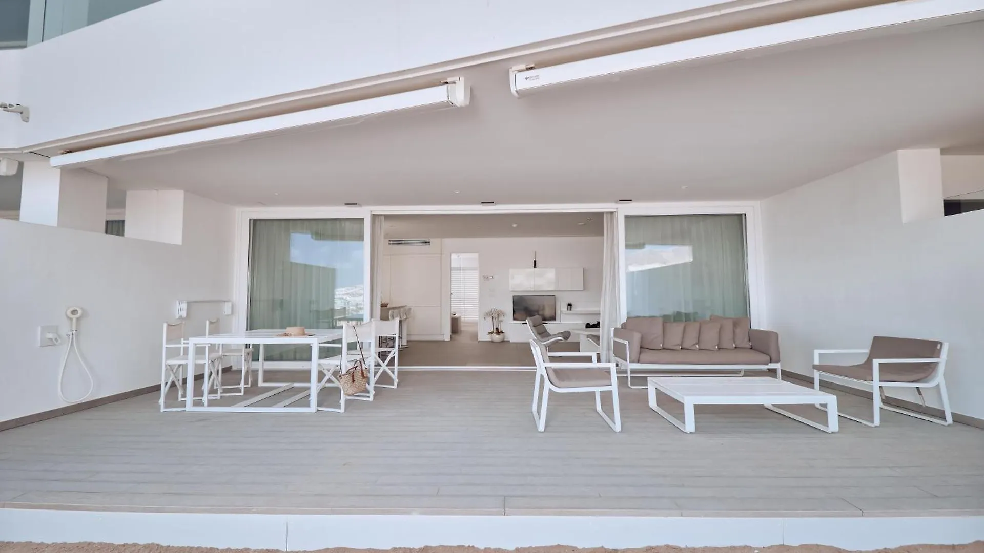 Hotel Baobab Suites Адехе