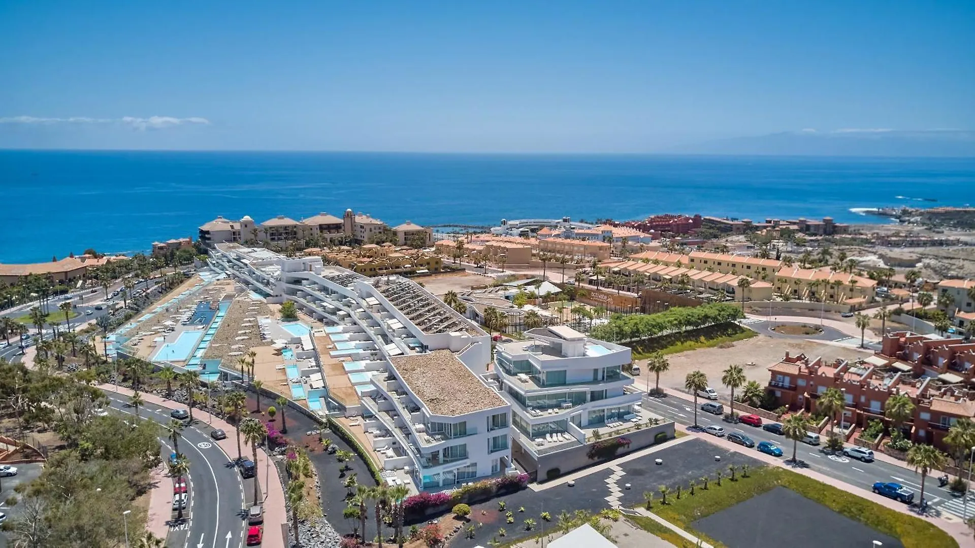 Hotel Baobab Suites Адехе