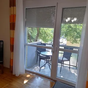 zld-sziget-apartmanlaks.egerhotels.net/